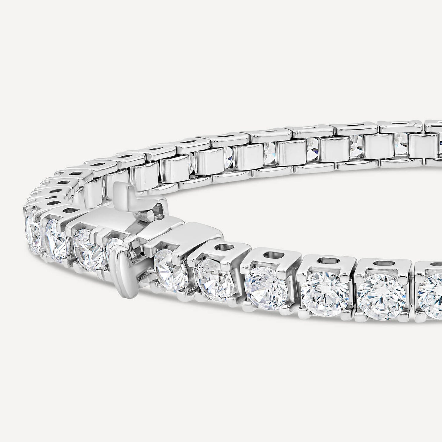 Born 18ct White Gold 7ct Lab Grown Diamond Tennis Bracelet